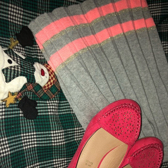 Bundle skirt and pink flats - Picture 2 of 3